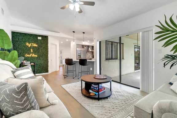 High Tide - 3 Br Sleeps 6 - Private Pool - Games