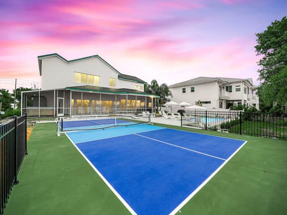 Luxe Lakefront w/ Pool, Pickleball, & Private Dock