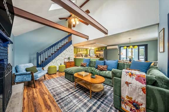 Poconos Retreat: Theater, Hot Tub, Sauna, Games