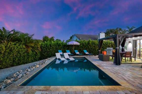 Bradenton Bliss • Pool • Putt Putt • Arcade Games