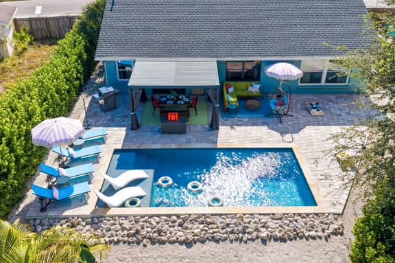 Bradenton Bliss • Pool • Putt Putt • Arcade Games