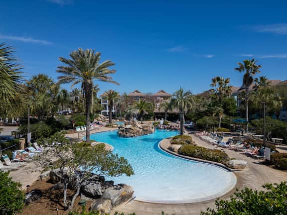 Mins from Beach • Sleeps 17 • Outdoor Seating