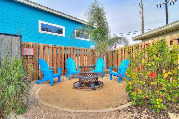 Sunshine Cottage- Fire Pit | Fenced in Yard