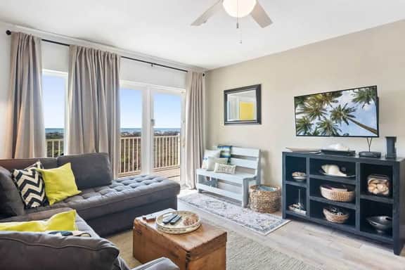 Ocean Views~Boardwalk Access~Large Community Pool