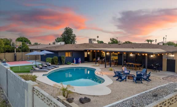 Sport Court | Private Heated Pool | Mini Golf & More