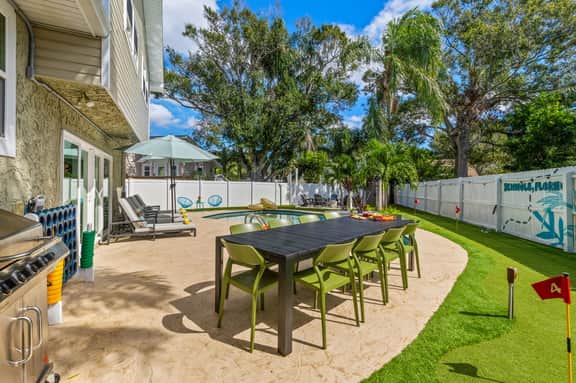 4 Minutes to Beach | Pool | Hot Tub | Game Room