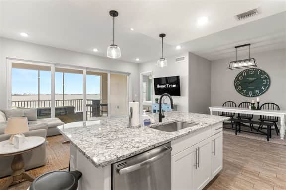 Bradenton Retreat-Pool, Stunning Views & More!