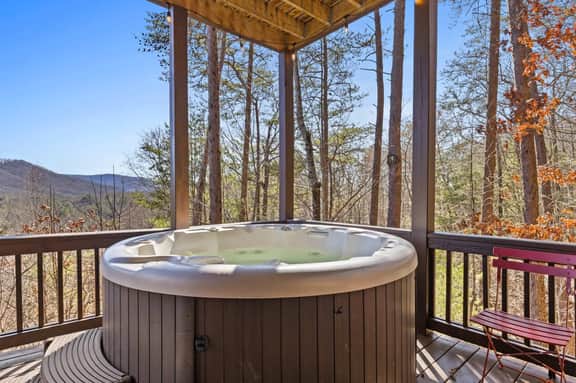 Camp Wildgrove: Hot Tub, Sauna, Mtn Views