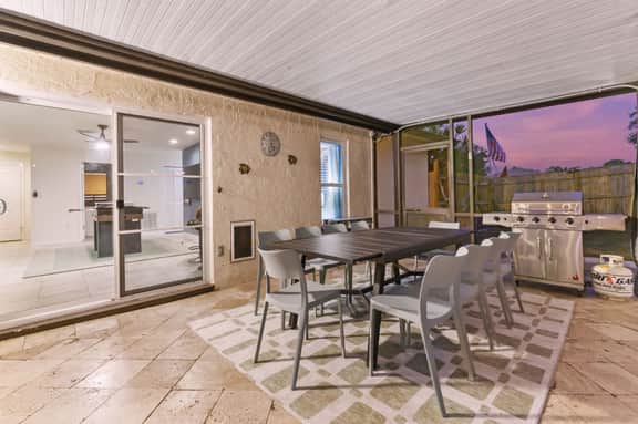 Pool & Fire Pit Retreat | BBQ Grill & Outdoor Oasis