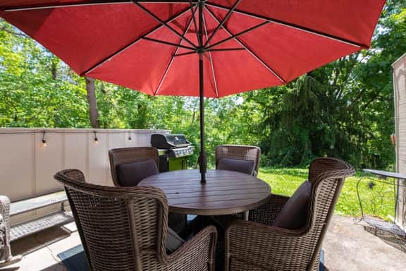 Close 2 Dollywood~Rustic~Sleeps 6~Family Fun