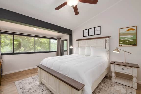 Close 2 Dollywood~Rustic~Sleeps 6~Family Fun