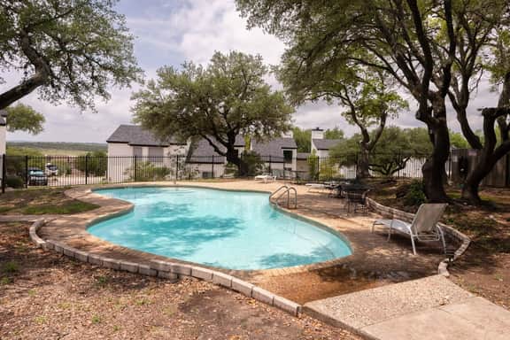 Canyon Lake Escape: Pool, Balcony, Pet Friendly