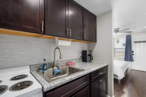 Downtown Kimmswick Studio~Renovated~Prime Location