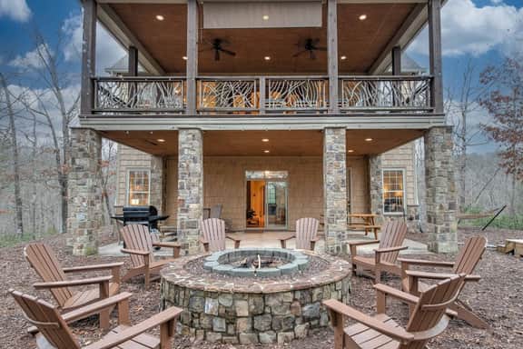 Lake Lure: Game Room ~ Fire Pit ~ Resort Access