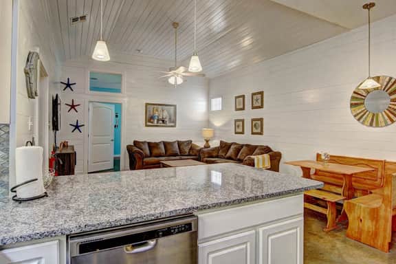 Gone Coastal~Private Breezeway~Family Friendly