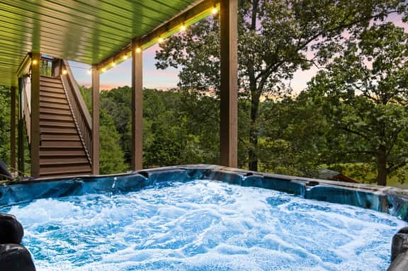 Lake Views | Hot Tub | Fire Pit | Micro Events