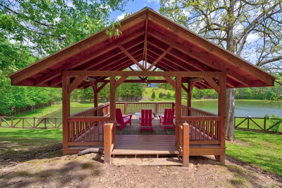 Lake Views | Hot Tub | Fire Pit | Micro Events