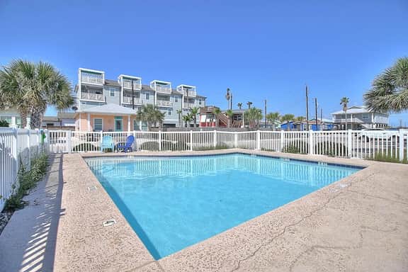 Toucan Tango- Golf Cart Friendly | 3BD Home!
