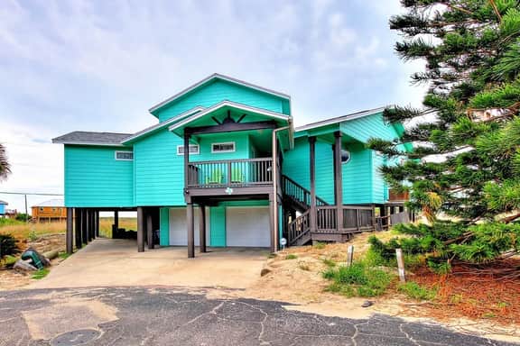 La Playa Paradise- Beach Access | Large Island home | Pool Table
