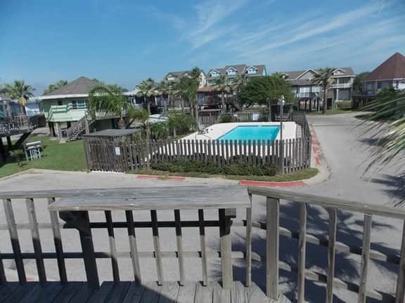 Beach Shak- Pool View | Private Apartment - Image 5