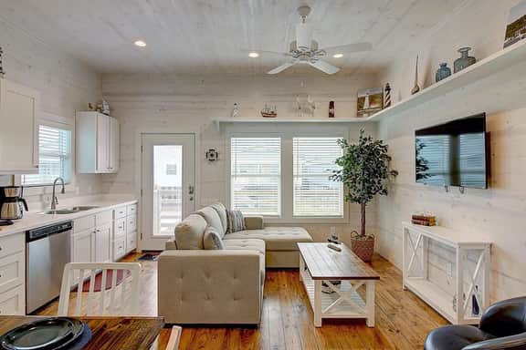 Sea Clusion- Golf Cart Friendly | Pet Friendly