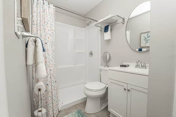 Downtown Kimmswick Studio-Renovated-Prime Location - Image 3
