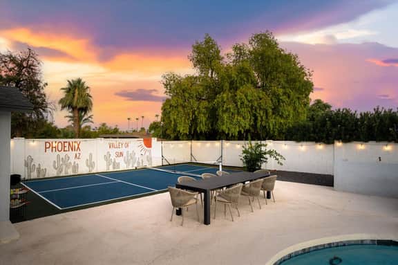 Backyard Pickleball | HotTub | Pool | Gameroom!