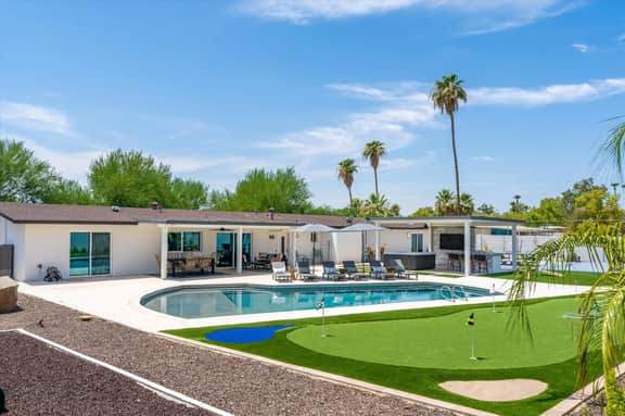 The Scottsdale Social: Basketball, Pool, Sleeps 18