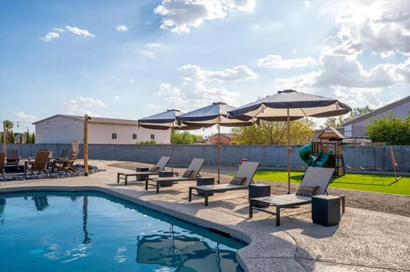 Epic AZ Stay: Pickleball, Putt Putt, Heated Pool