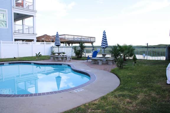 Cozy Canal Retreat Pool, Fishing, & Close to Beach