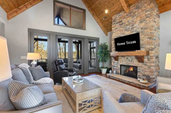 Lakefront Getaway~Dock~Fire Pit~Kayak & Games!