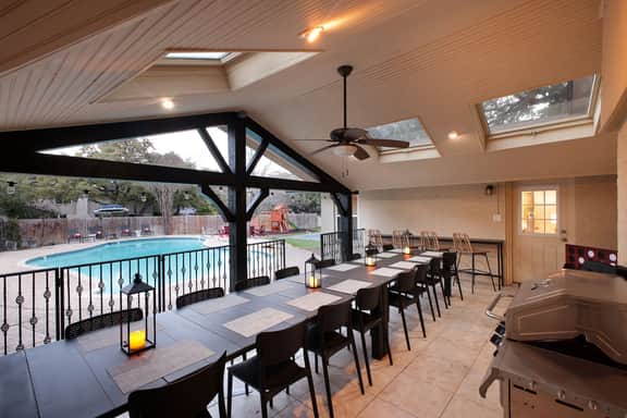 Pickleball, Pool & Fun • Family Escape • Sleeps 16