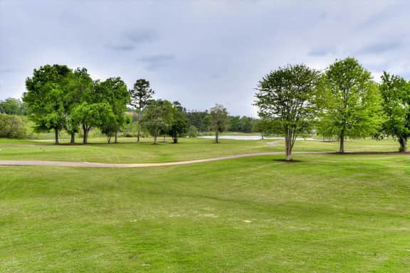 10 Minutes to Augusta National & by Riverwalk