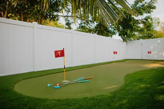 Sleeps 20 | Games | Basketball | Pool | Movie Room