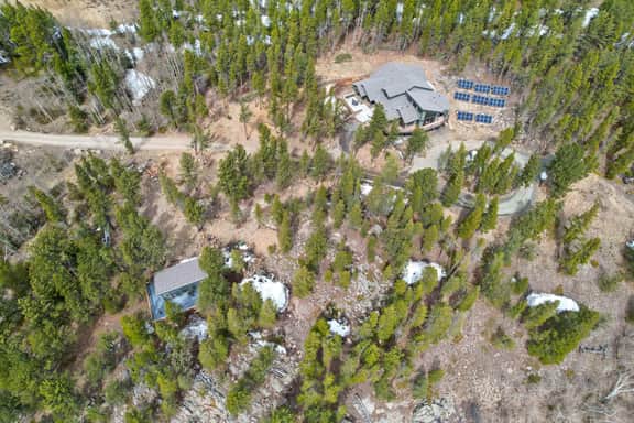 34 Acre Escape~Games~Hiking~Pool Table~Bicycles - Image 2