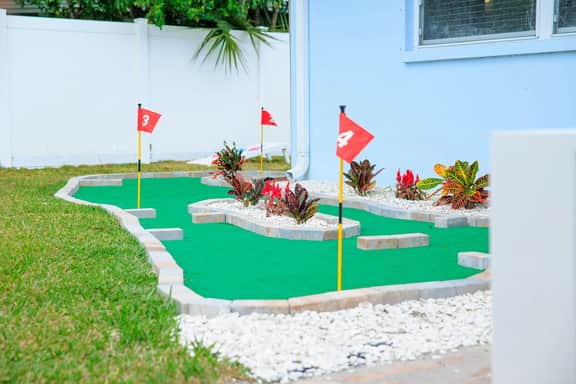 Playcation|Putt Putt|Pool|Tiki Bar|Game Room
