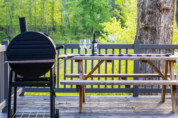 Cozy Family Getaway w/ Games, Hot Tub & Fire Pit