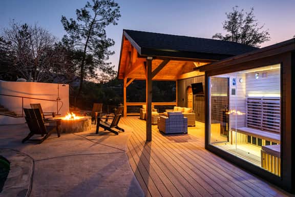Prime Sequoia Stay: Pool • Hot Tub • Sauna • Views