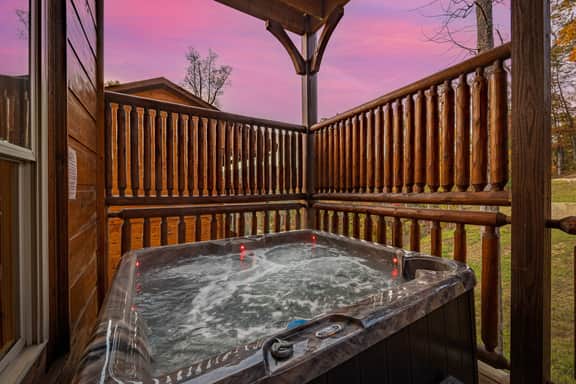 Modern Cabin • Movie Theater • Hot Tub • Game Room