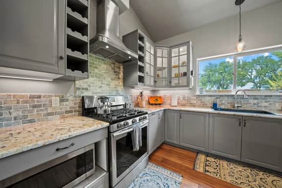 The Live Oak: Pickleball-Hot Tub-Dog Friendly