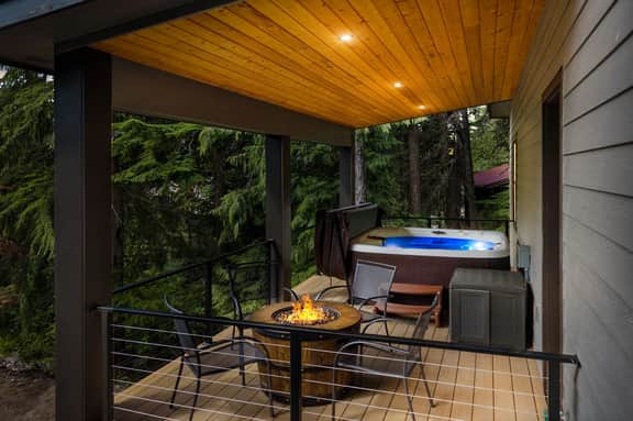 Sleeps 14 • Hot Tub • Sauna •Fire Pit • New Build!