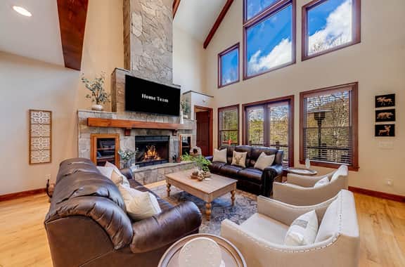 Golden Ridge Lodge - Hot Tub - Games - Mtn Views
