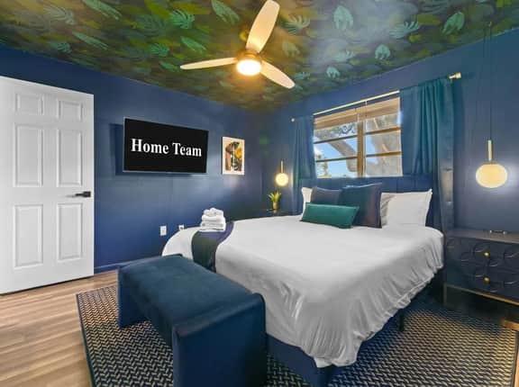 5 Min to Beach ~ Heated Pool  ~ Golf ~ Sleeps 12