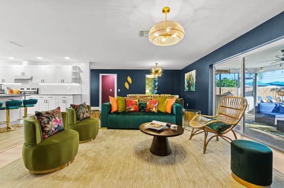 5 Min to Beach ~ Heated Pool  ~ Golf ~ Sleeps 12