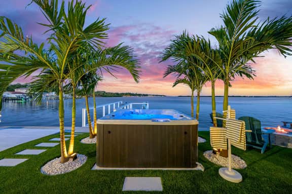 Private Dock • Pool • Hot Tub • Puttputt • Games