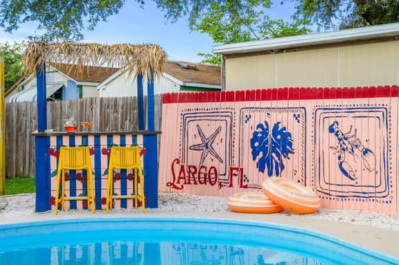 Resort Backyard Tiki Bar Fully Renovated Pool - Image 5