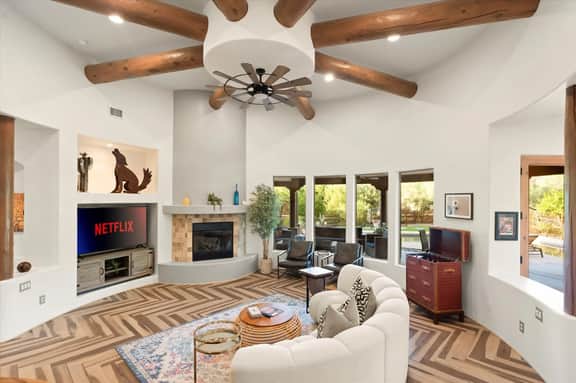 Cave Creek Luxe • 5BR w/ Casita • Pool & Views!