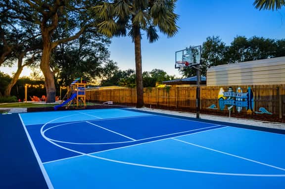 Resort-Style Oasis • Pool • Mini Golf • Playground
