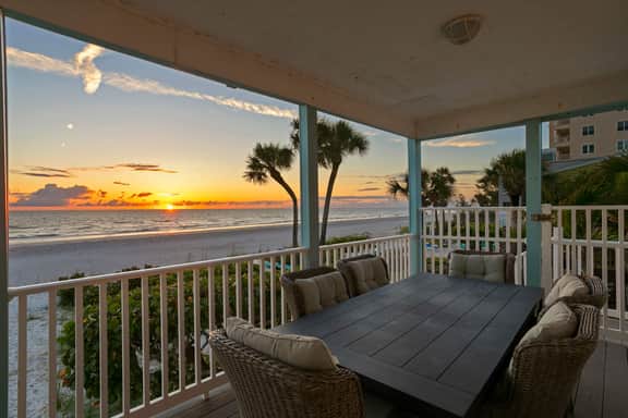 Walks on the Shores • Private Beach Front Access