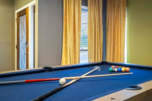 Ultimate Getaway • Pool • Game Room • Sleeps 12